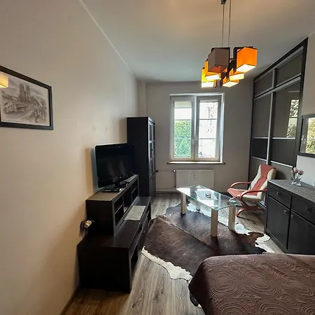 With Shared Bathroom And Kitchen In Center Of Old Town Danzig